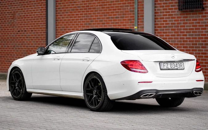 Mercedes-Benz Klasa E cena 155000 przebieg: 240000, rok produkcji 2016 z Góra małe 596